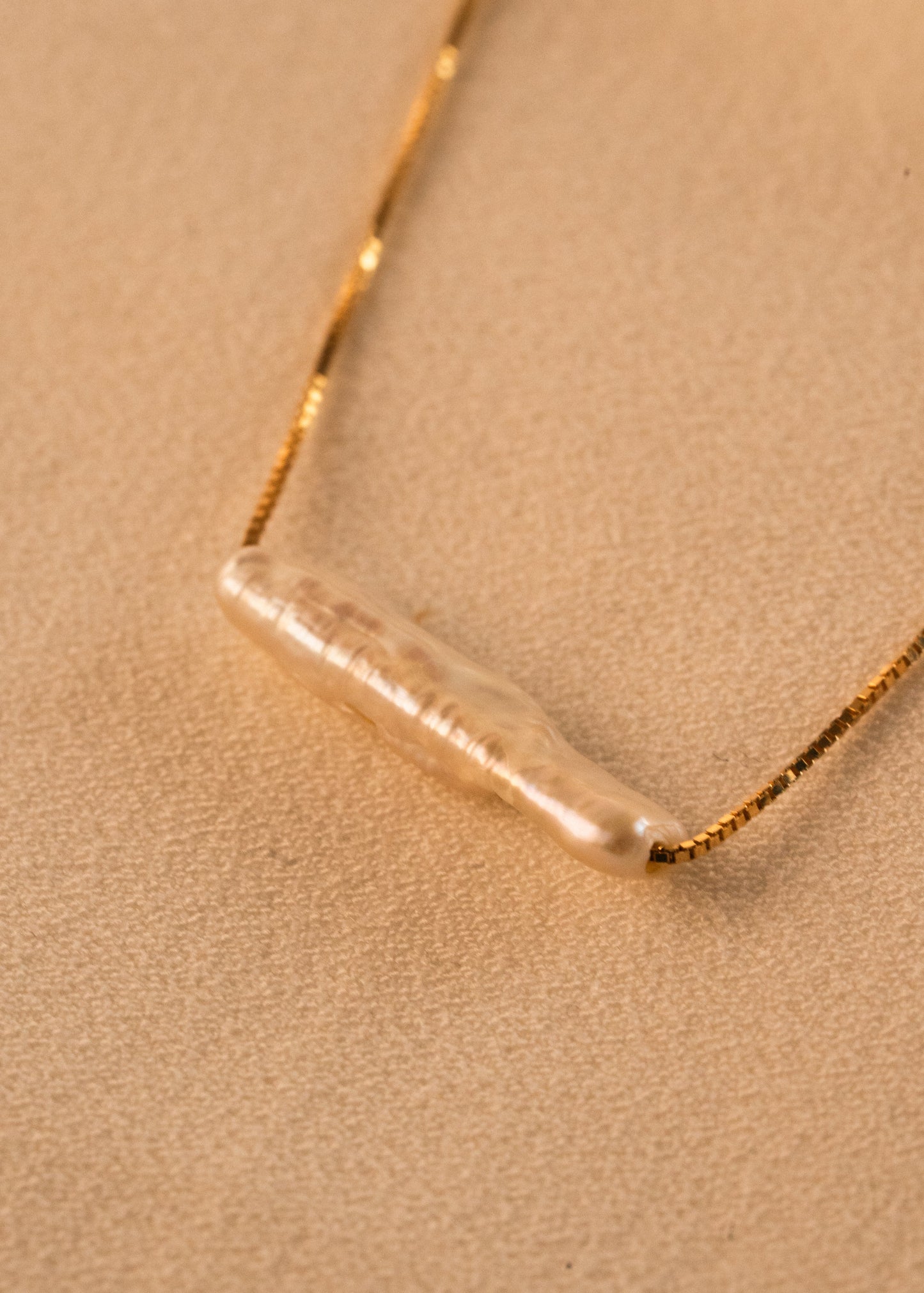 Colar Perla Barroca com Ouro Amarelo 18k