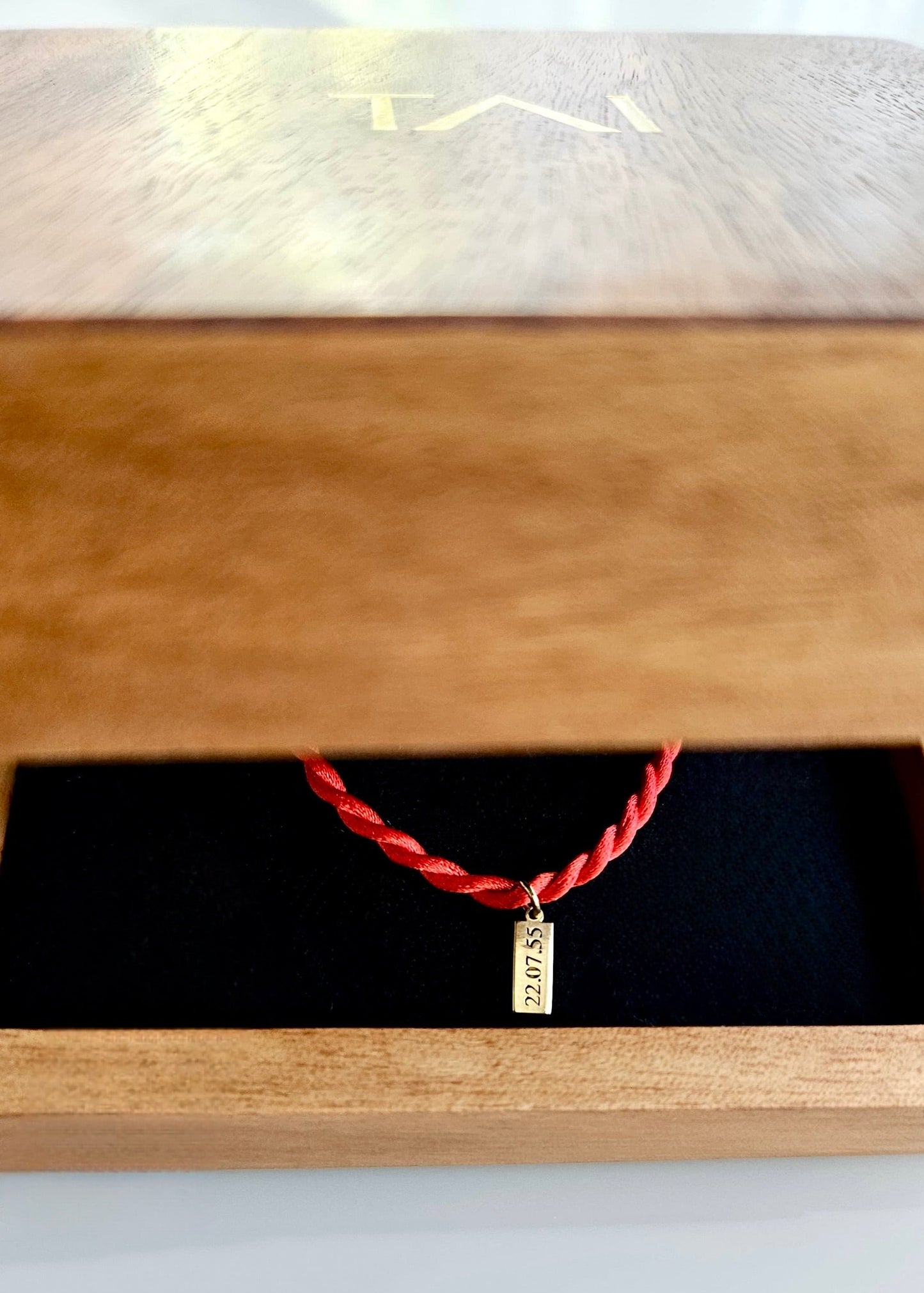 Pulseira Plaquinha em Ouro Amarelo 18k
