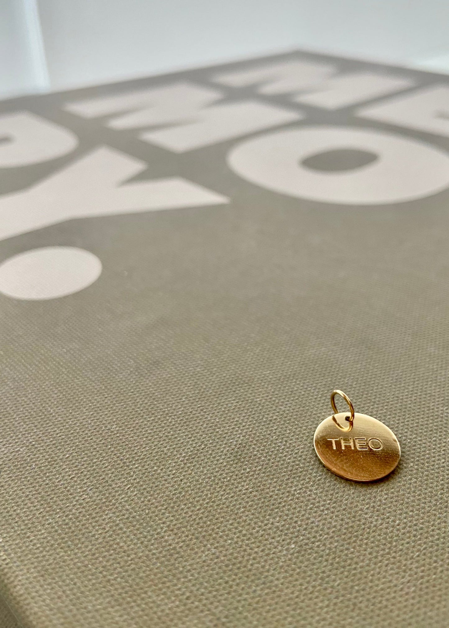 Pingente Primeiros Traços em Ouro Amarelo 18k