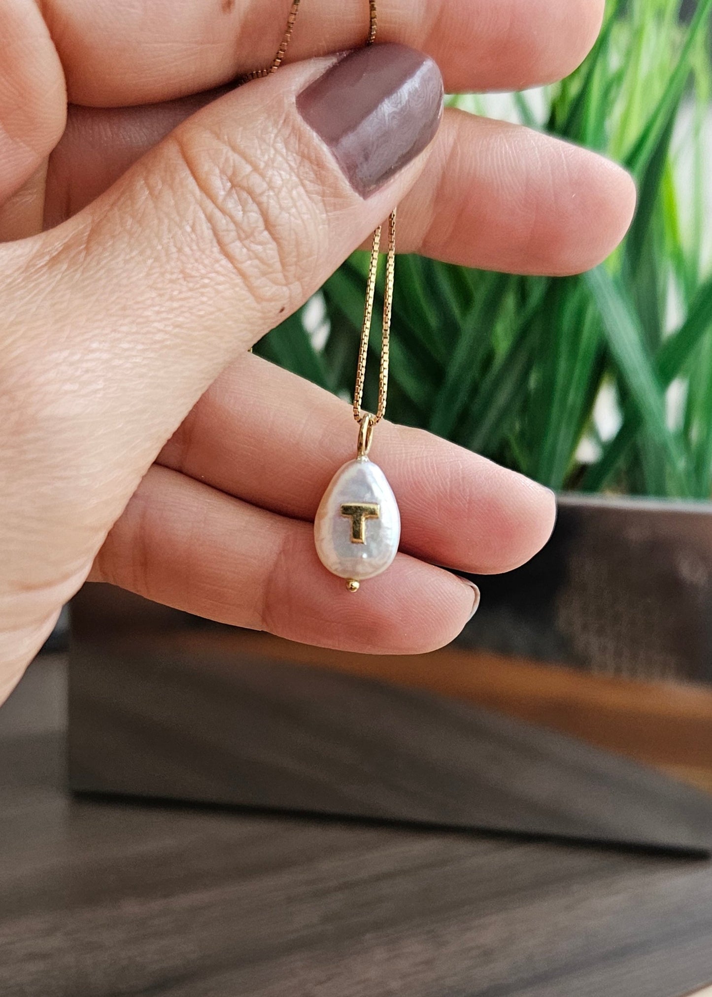 Pingente Petit Letter em Ouro Amarelo 18k
