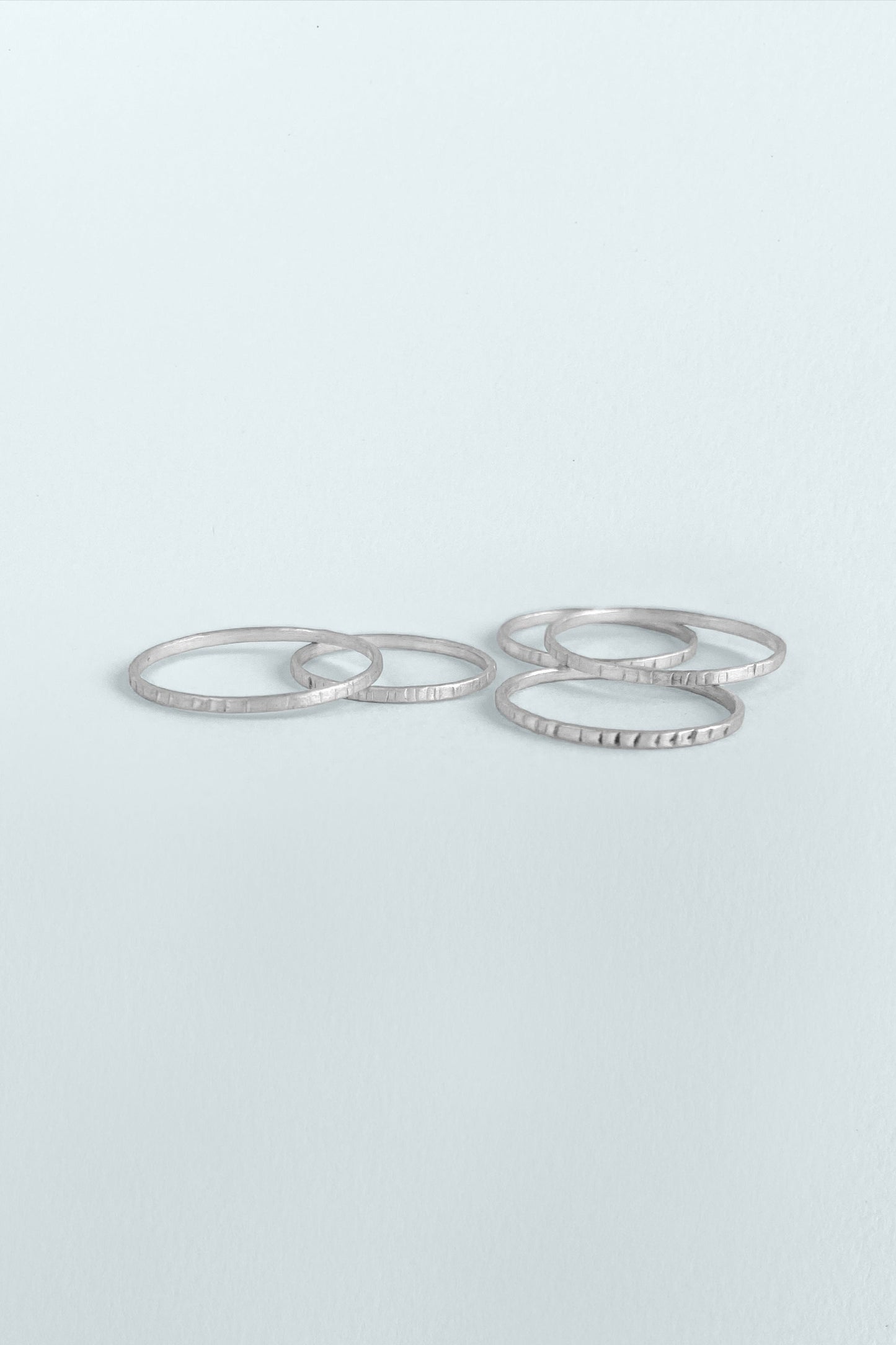 Conjunto Anéis Slim em Ouro Branco 18k