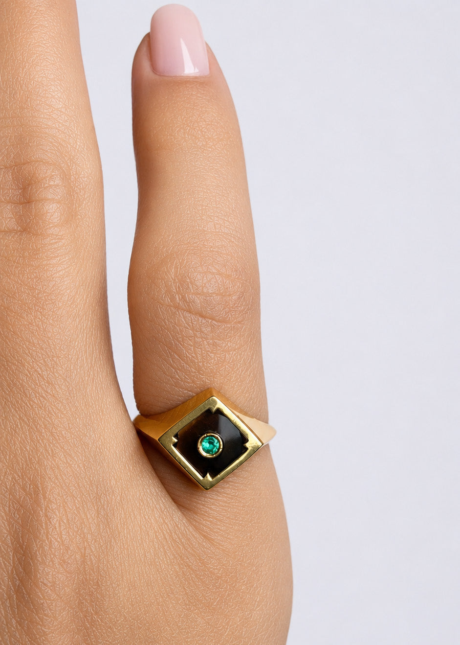 Anel Mirante em Ouro Amarelo 18k