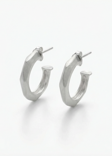 Argolas Facetadas em Ouro Branco 18k