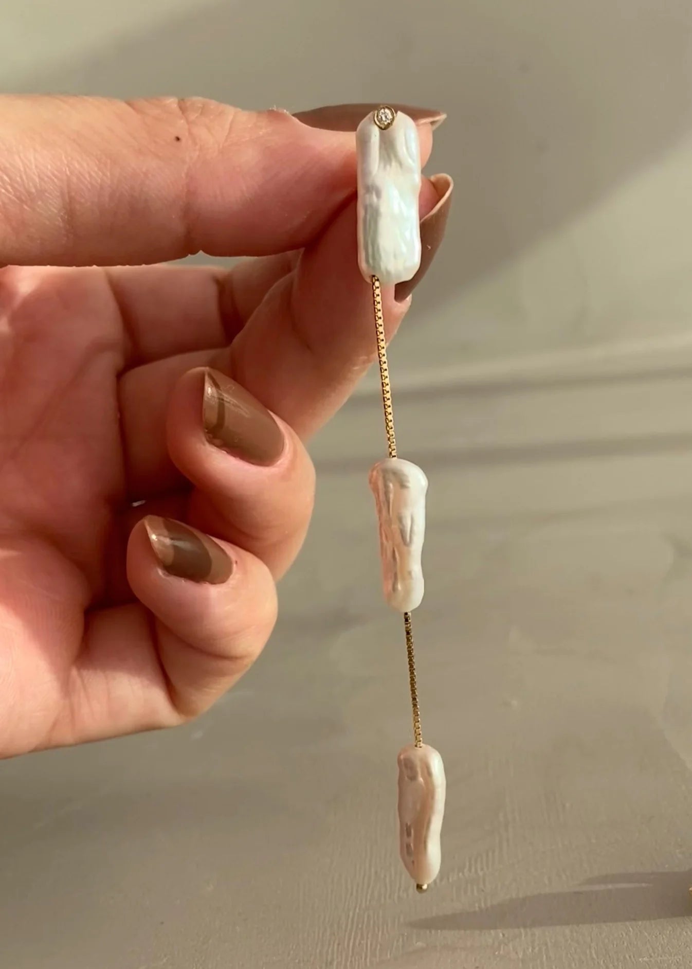 Brincos Trio Pérolas Barrocas em Ouro Amarelo 18k