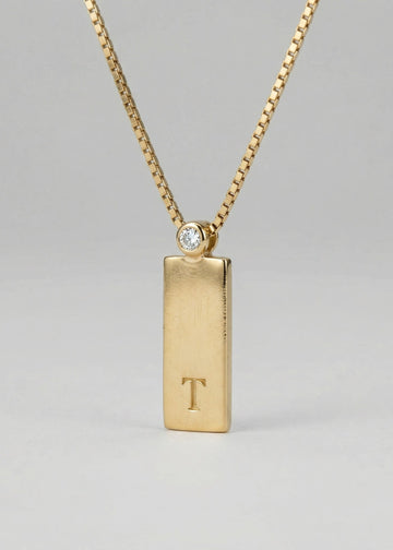 Pingente Placa Afeto em Ouro Amarelo 18k