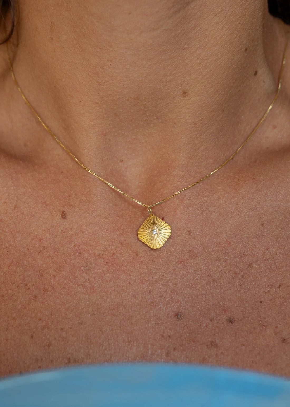 Pingente Stella em Ouro Amarelo 18k