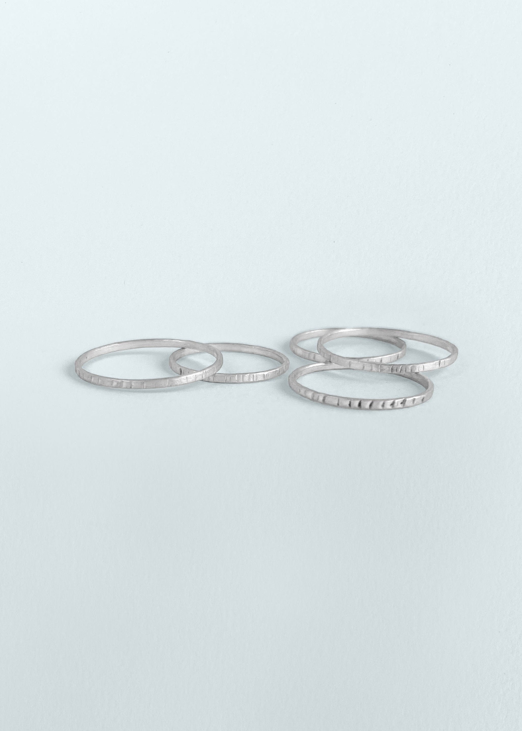 Conjunto Anéis Slim em Ouro Branco 18k